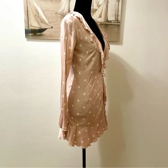 Urban Outfitters Light Pink Oversized Polka Dot Long Sleeve Wrap Dress - Picture 5 of 8